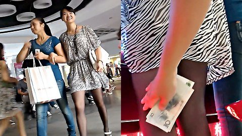 Real upskirt in a shopping mall
